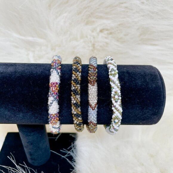 HAND CRAFTED in Nepal Beaded Bracelets (set of 4) BRONZ1 - Picture 3 of 5